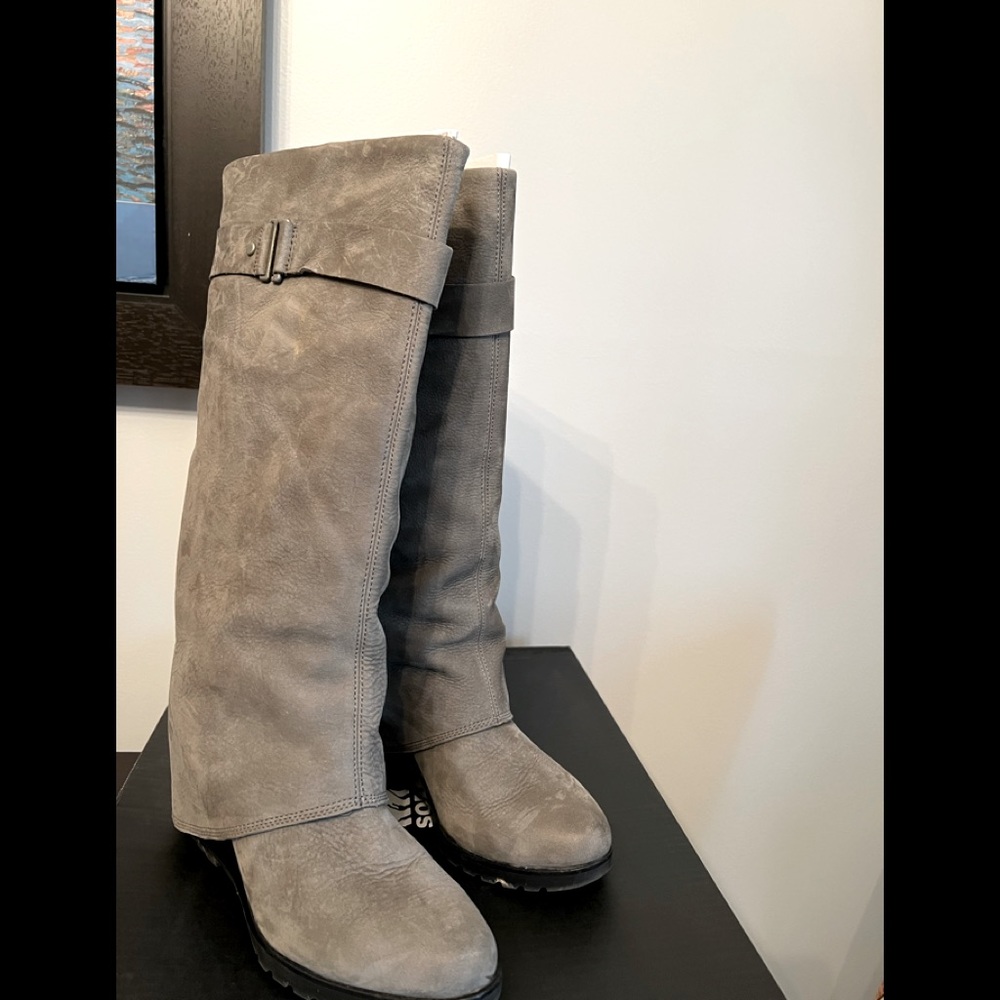 Sorel after hours Tall boots in Quarry Size 11